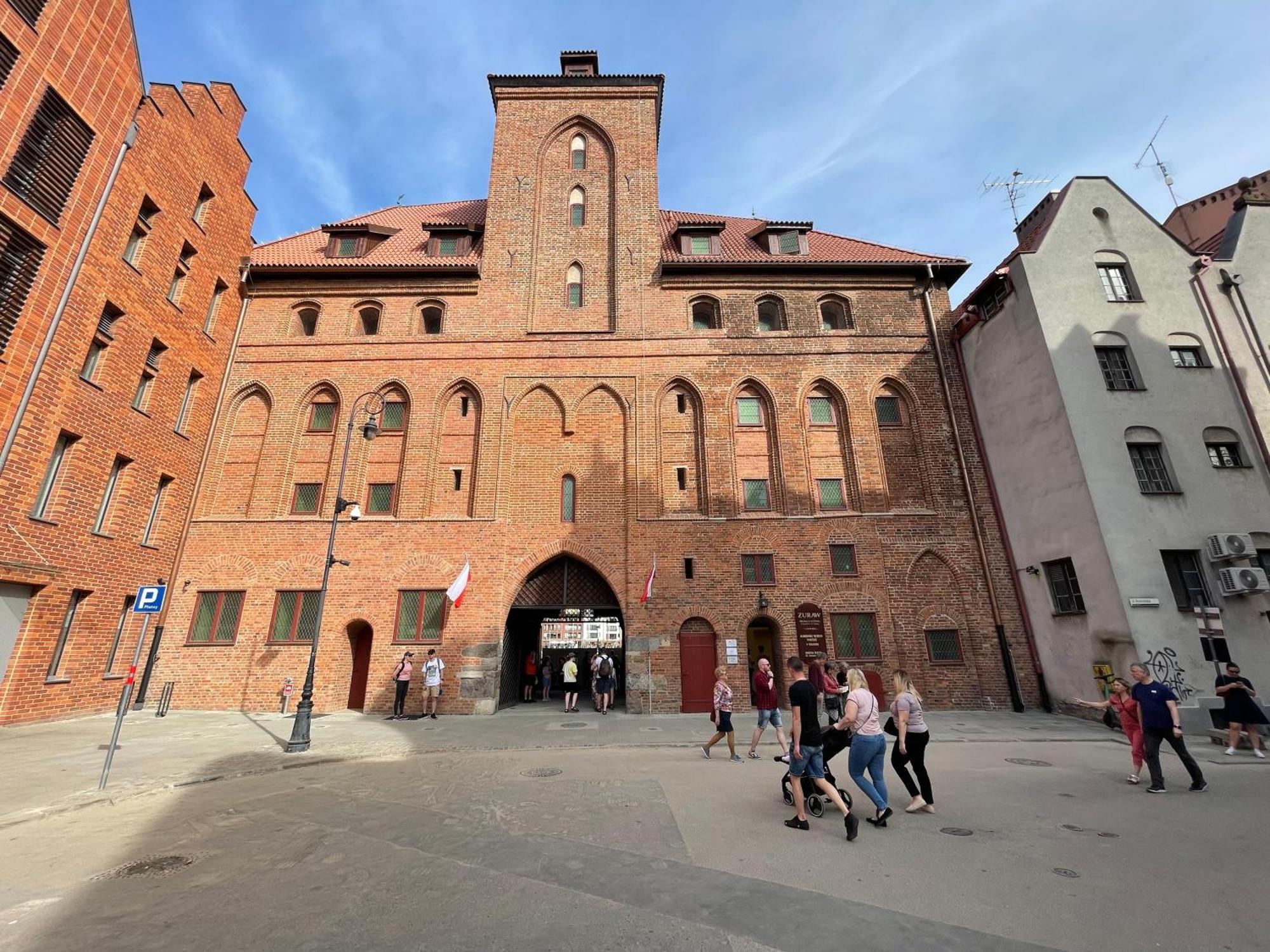 Апартаменты H&T Old Town Szeroka 24 Гданьск Экстерьер фото